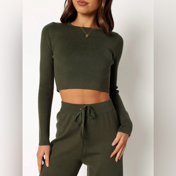 Olive Green Long Sleeve Crop Top - Picture 1 of 10